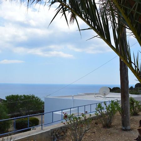 Villa Maximos House Provatas Exterior foto